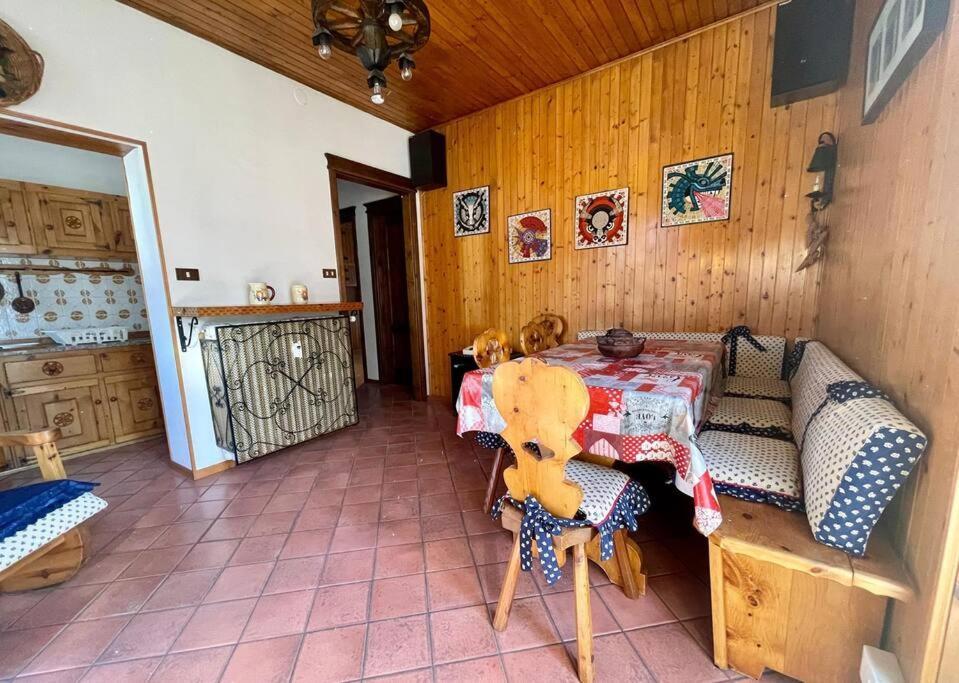 Rustic House Aosta Apartment ภายนอก รูปภาพ