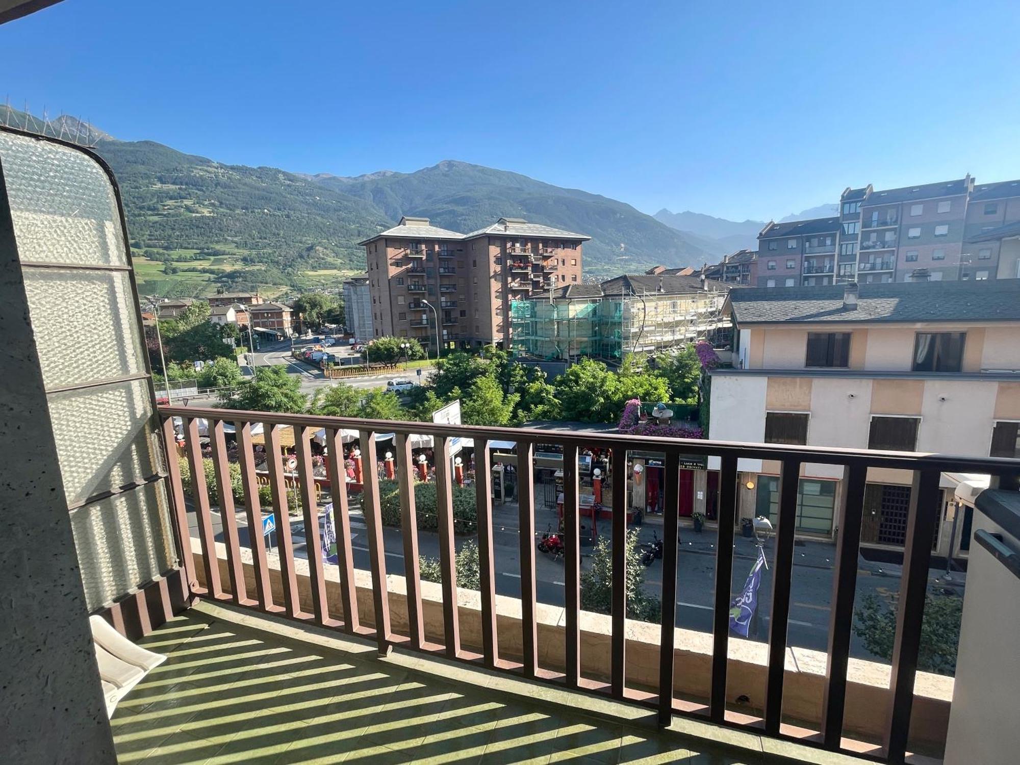 Rustic House Aosta Apartment ภายนอก รูปภาพ